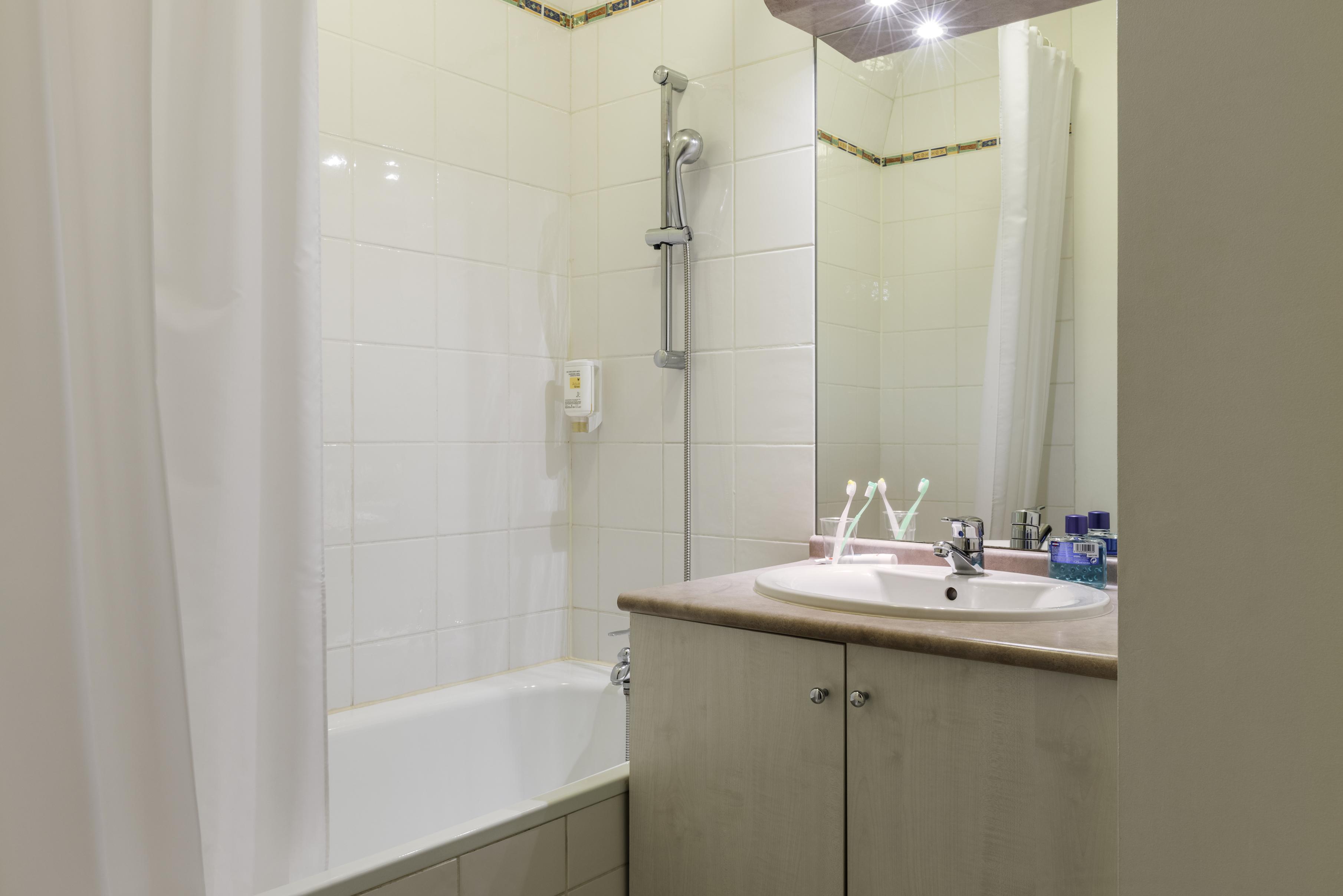 Aparthotel Adagio Access Paris Porte De Charenton Exterior foto