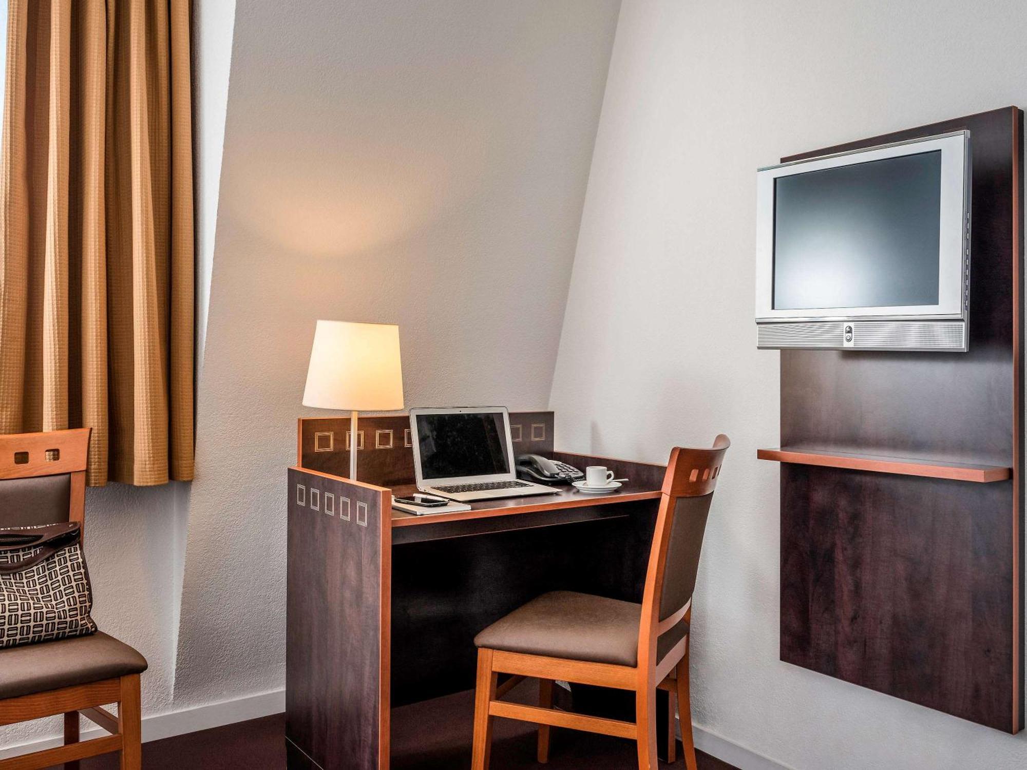 Aparthotel Adagio Access Paris Porte De Charenton Exterior foto